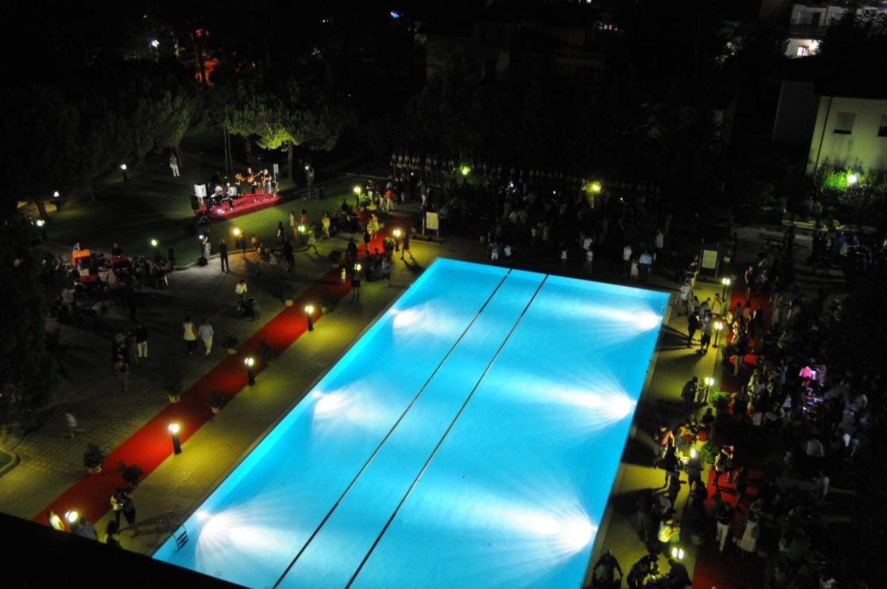 Hotel Dante Family